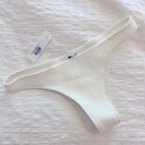 Wanderlust Dylan Bottom in ivory texture